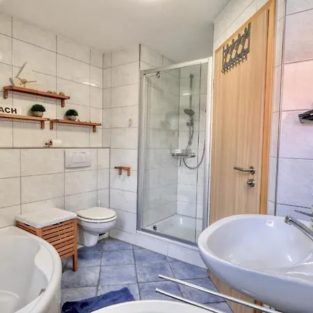 Iris Und Uwe Apartman